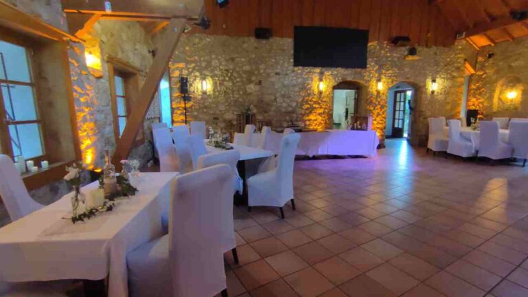 salle-tables-evenements-chartreuse-720p40